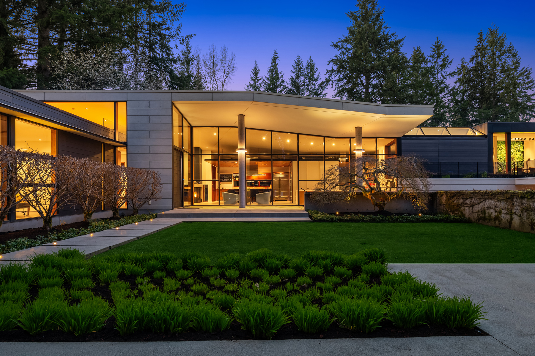The Inside/Outside House | Bridle Trails, Bellevue